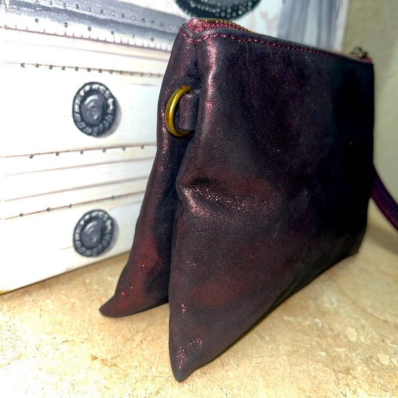 Anthropologie Women’s Leather Jackson Metallic Leather Wristlet, Maroon - Picture 4 of 15